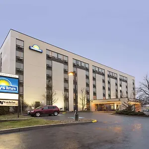 https://days-inn-ottawa-west.ottawa-hotel.net